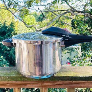 Fagor Multirapid Digital 18/10 Vitro Induction Steel Stovetop Pressure Cooker
